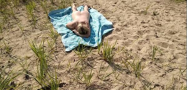 trendsBig Dick Guy Jerks Cock Near Sunbathing Nude Beach Girl